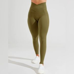 BRAND NEW BUFFBUNNY! Never been worn!